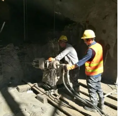 五原水下抗分散灌浆料特点 水下不分散注浆料介绍